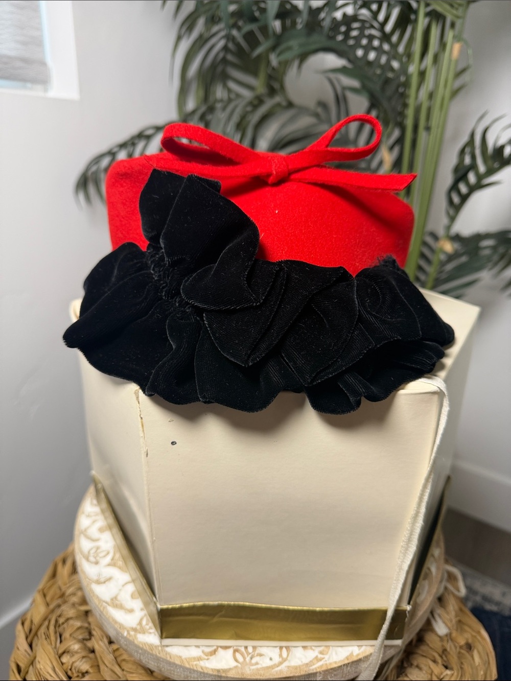 Vintage Red Velvet Hat Black Ruffle Bow Cloche Beret Cap